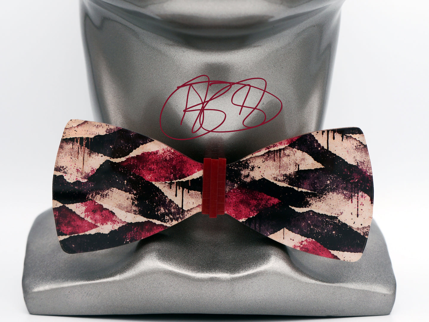 Worn Crimson | Classic