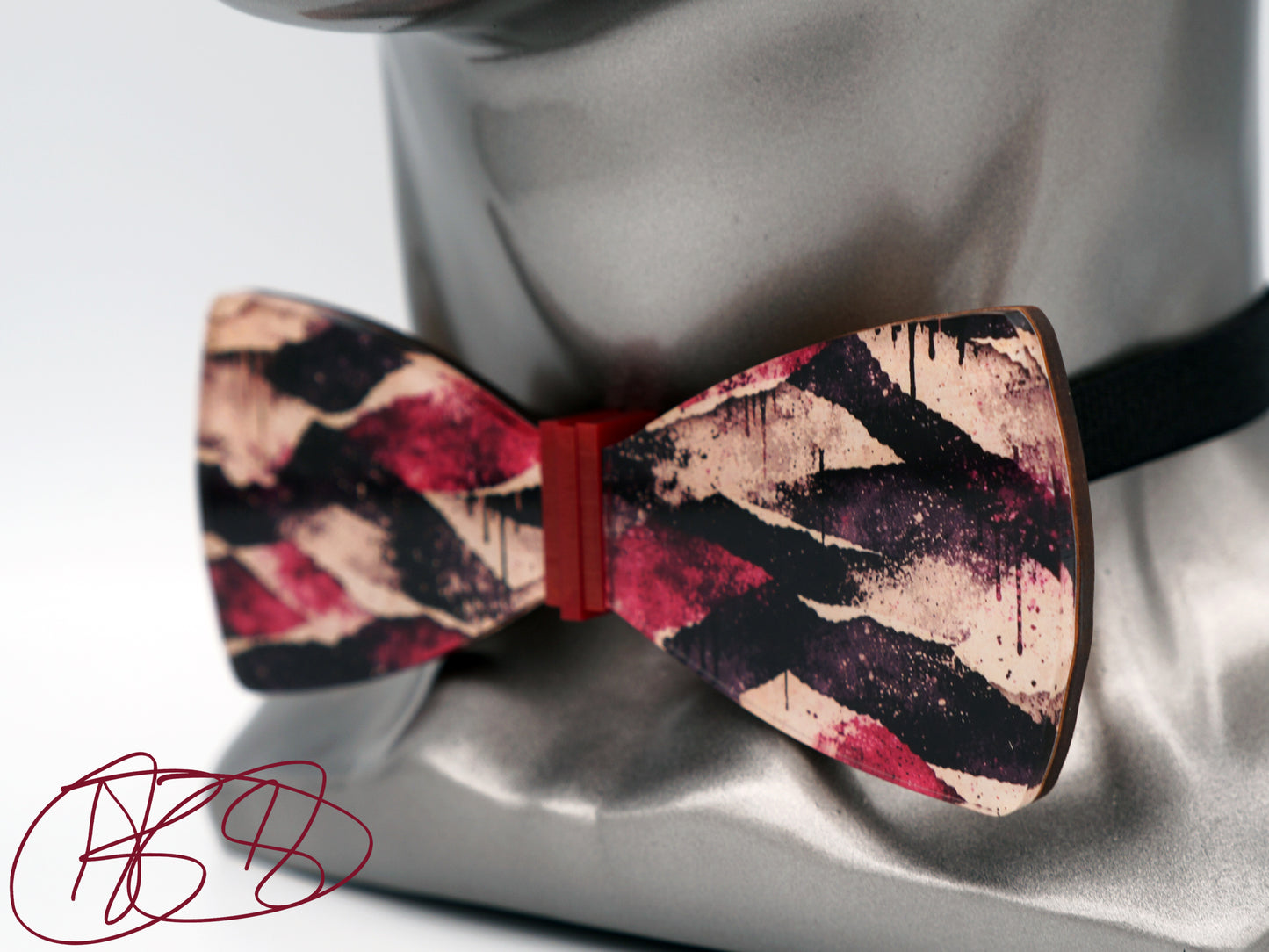 Worn Crimson | Classic