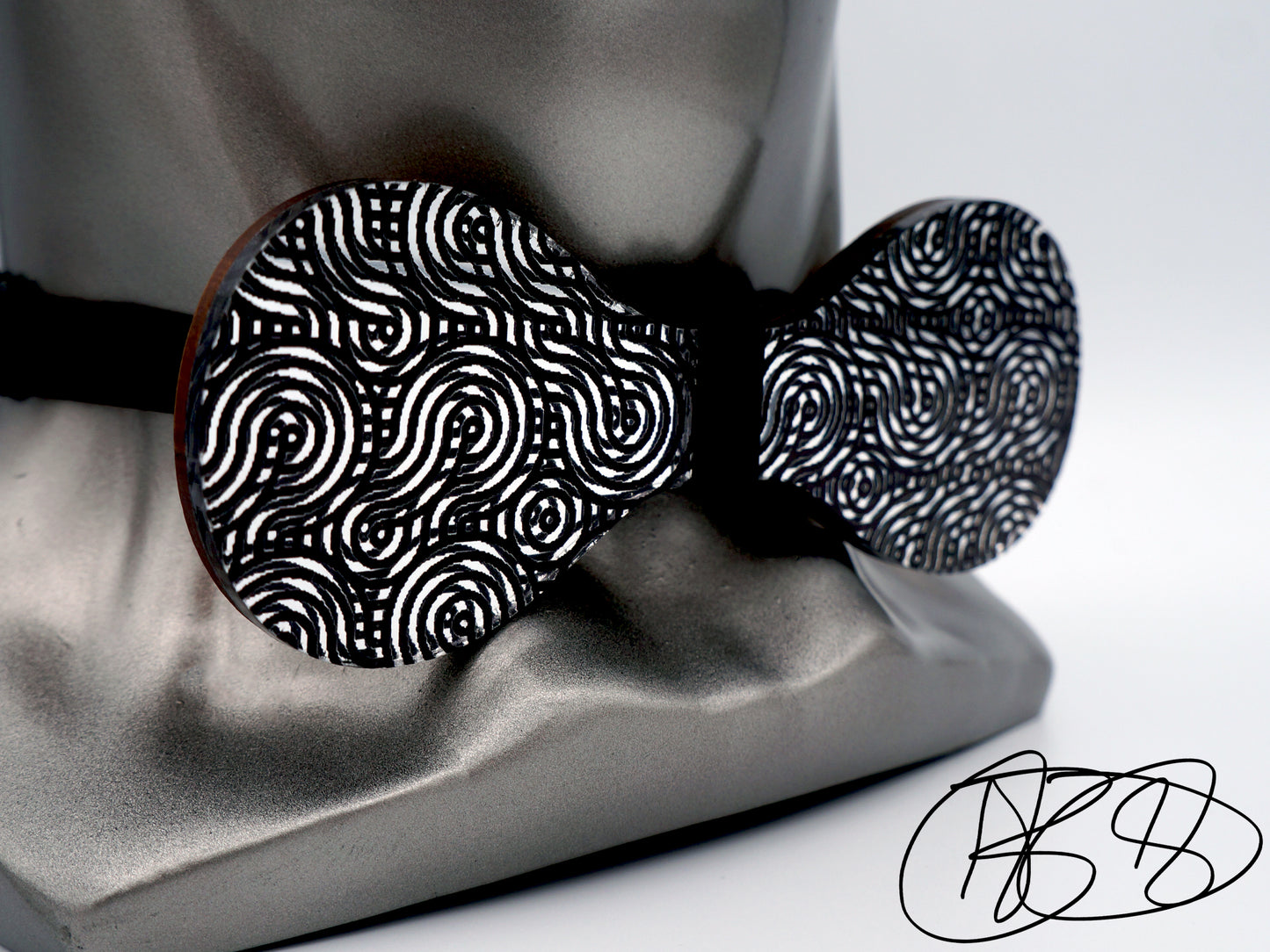The Collector | Silver | Bulb